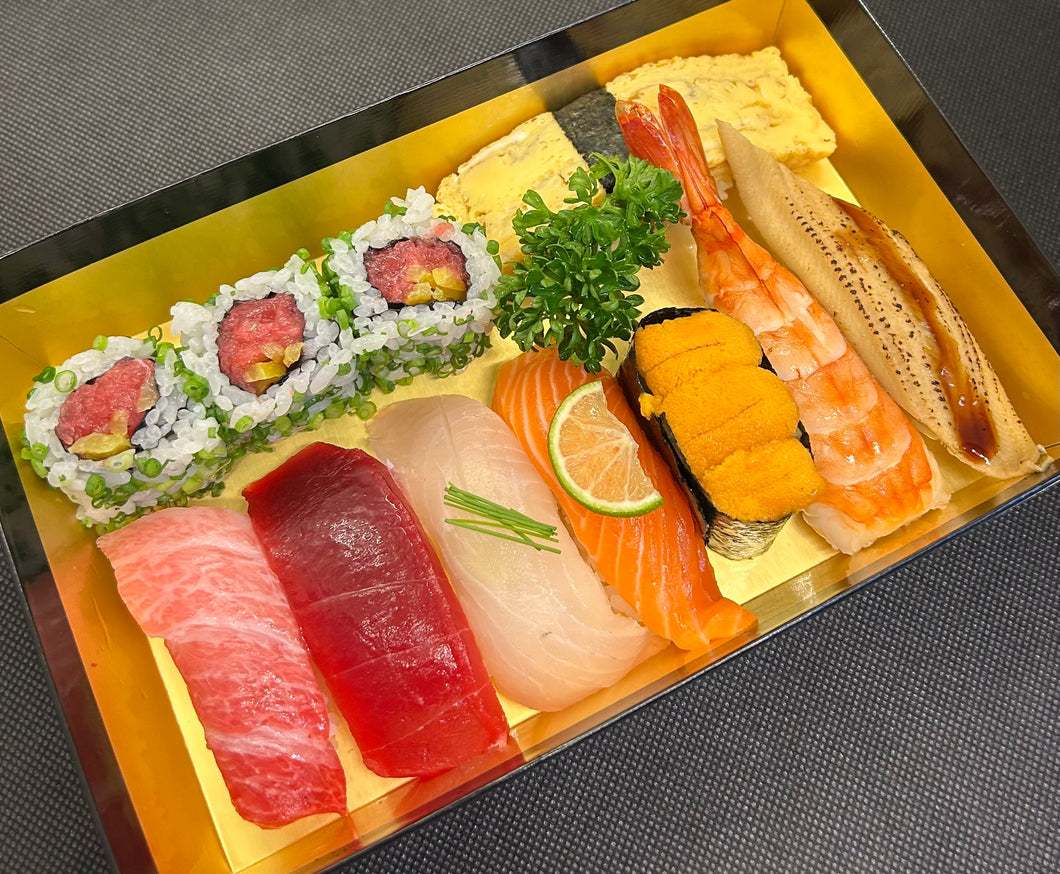 濃厚うに入り握り